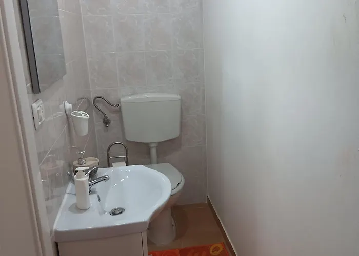 Casa Nashi 度假居 乌真托